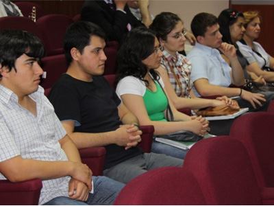 Nevşehir Üniversitesi Kursiyerleri Sertifikalarını Aldı