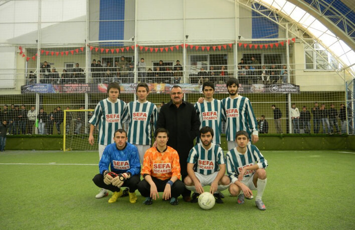 Zeki Kadirbeyoğlu Erkek Öğrenci Yurdu Futbol Takımımızdan Görüntüler